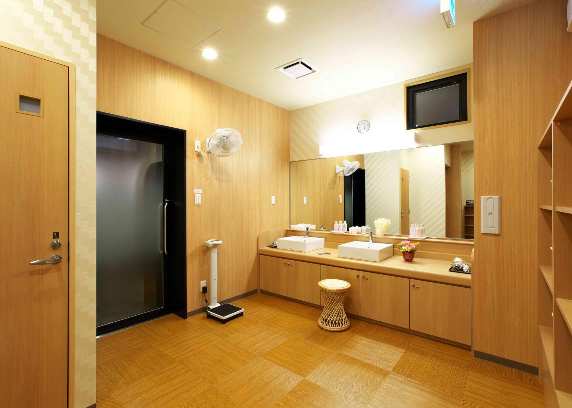 โรงแรมรูท อินน์ ซะบะเอะ Sabae ภายนอก รูปภาพ