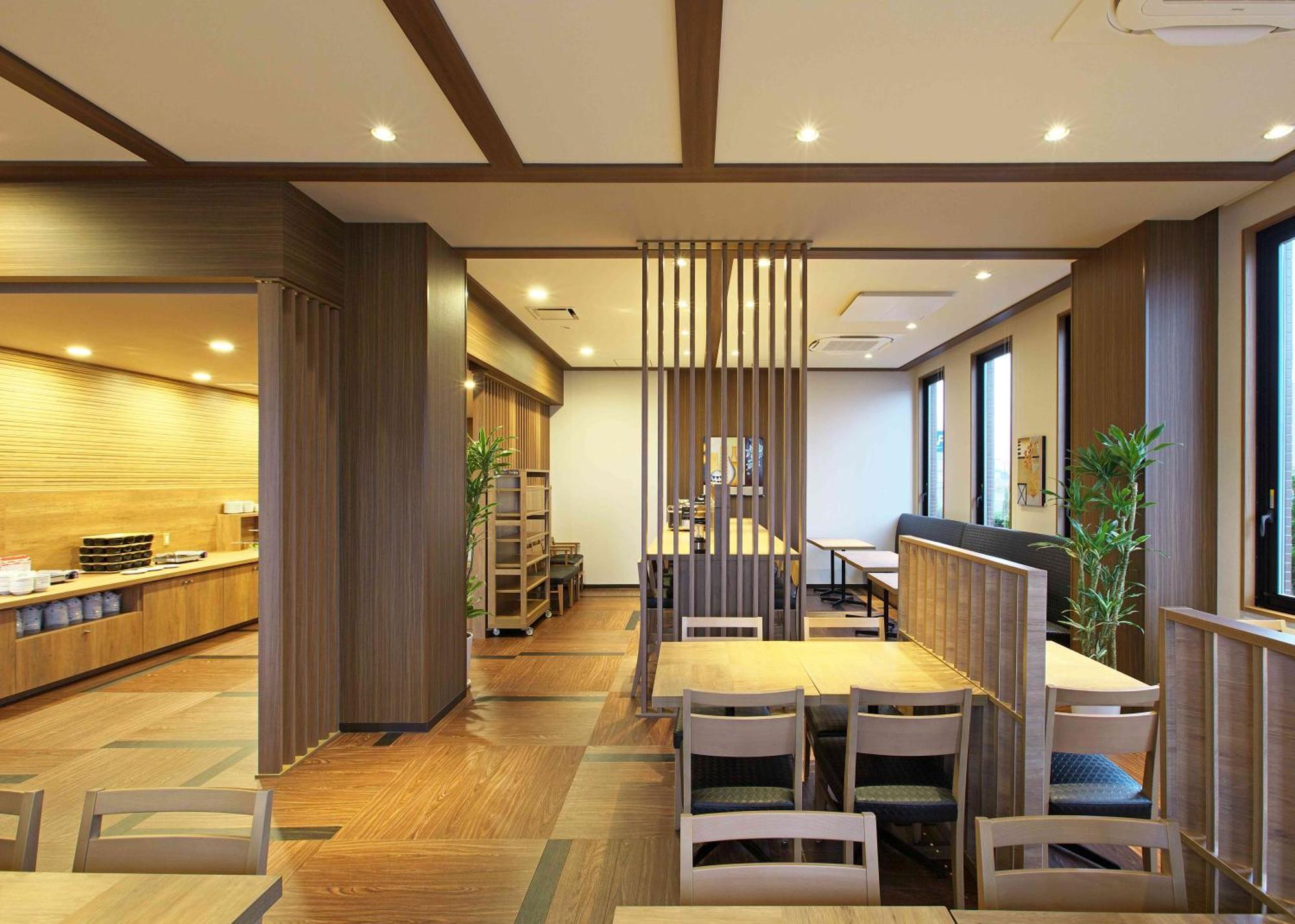 โรงแรมรูท อินน์ ซะบะเอะ Sabae ภายนอก รูปภาพ